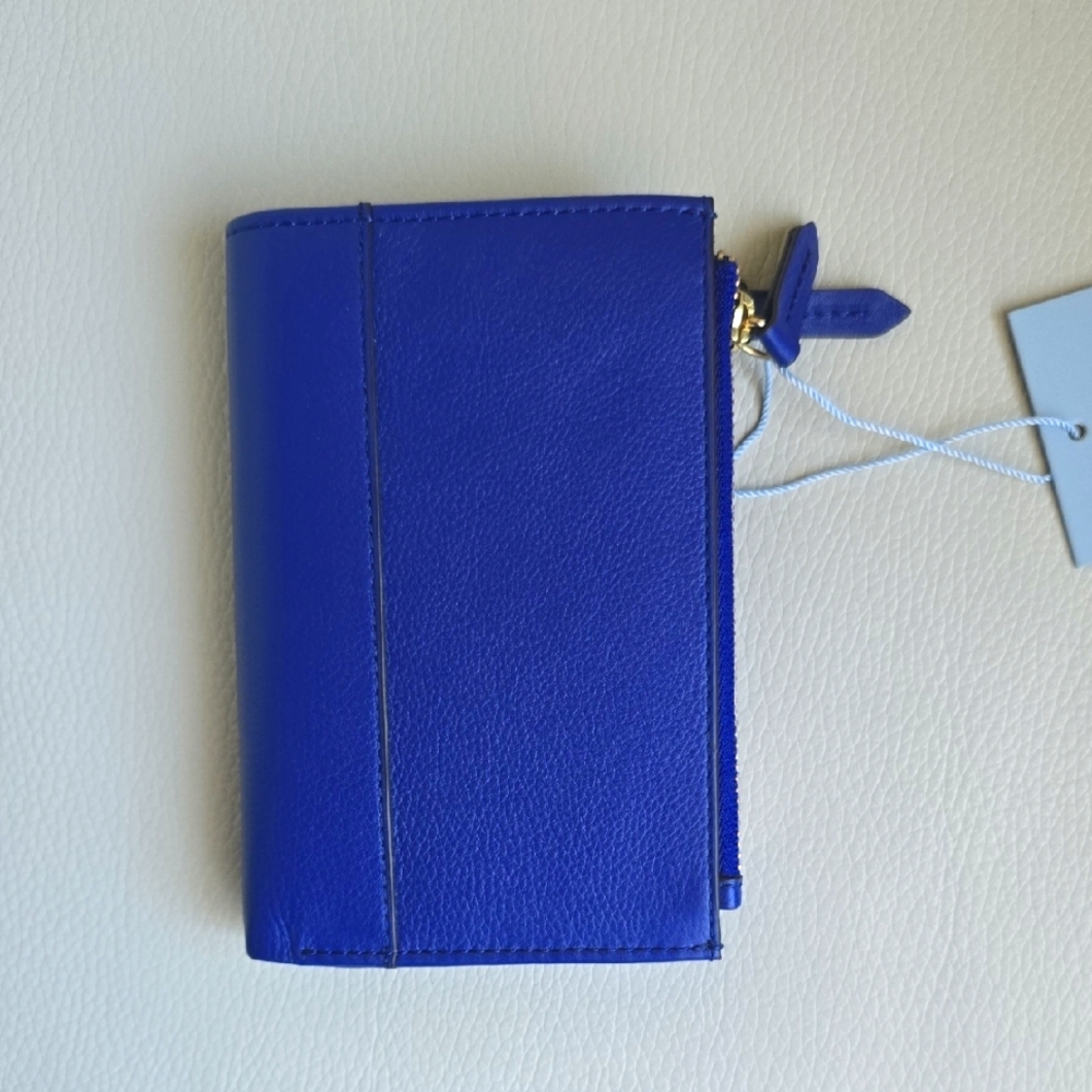 VINCE CAMUTO Blue Leather Wallet